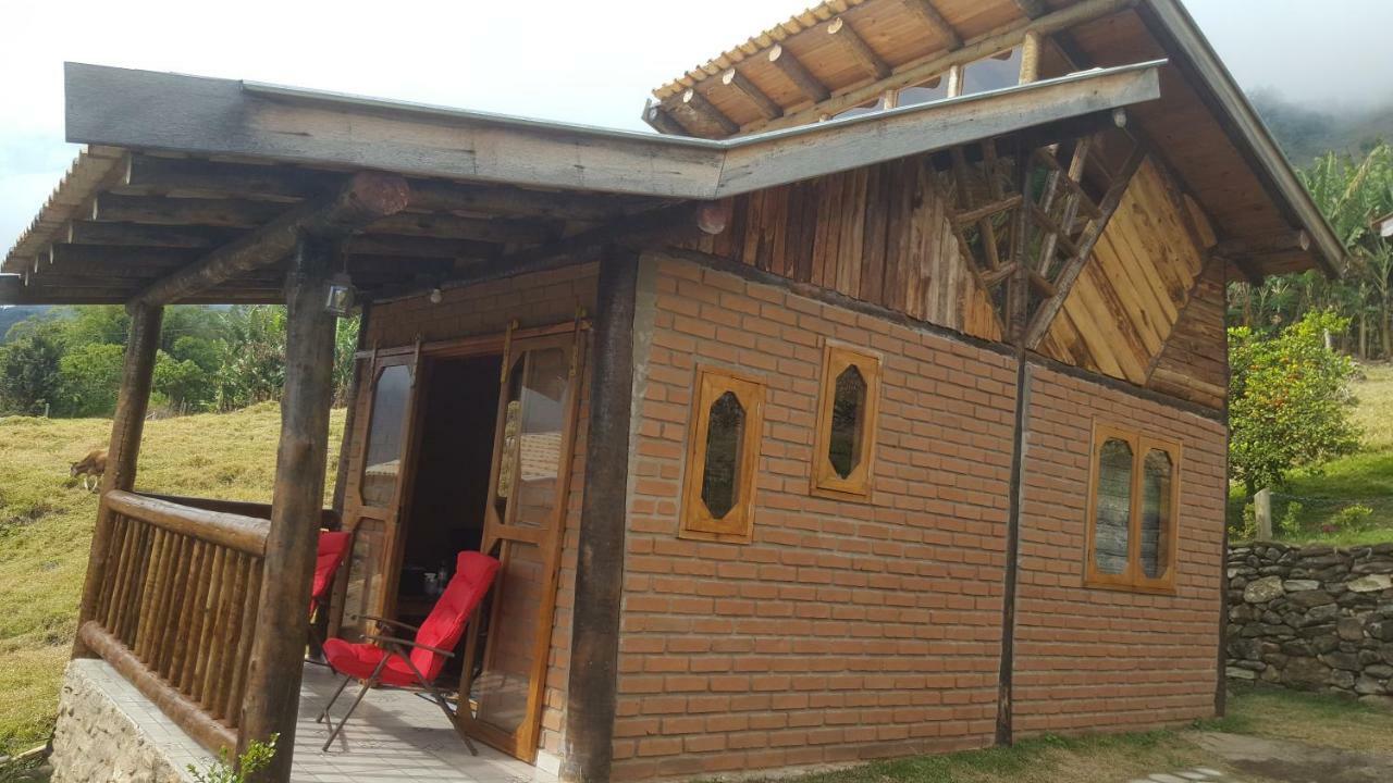 Chalé Refugio da Pedra SP São Bento do Sapucaí Esterno foto